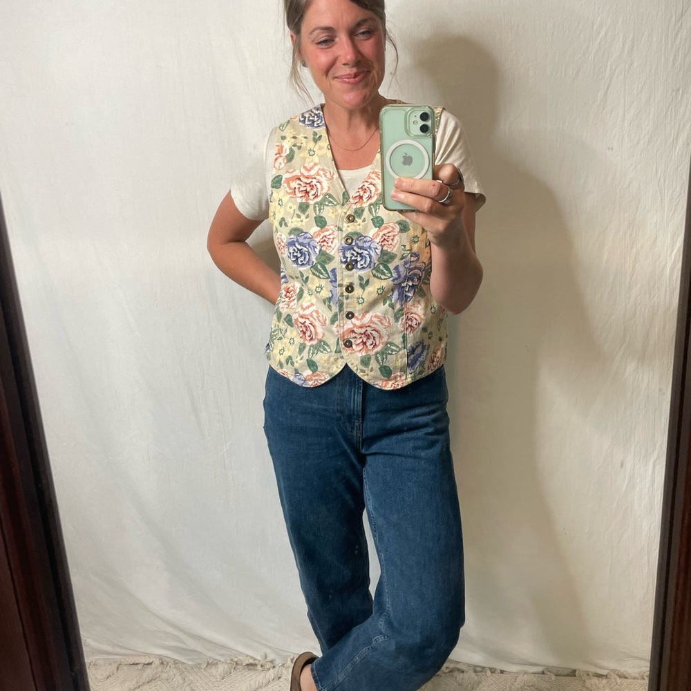 Cherokee vintage super sweet denim feeling Multicolor Floral Vest